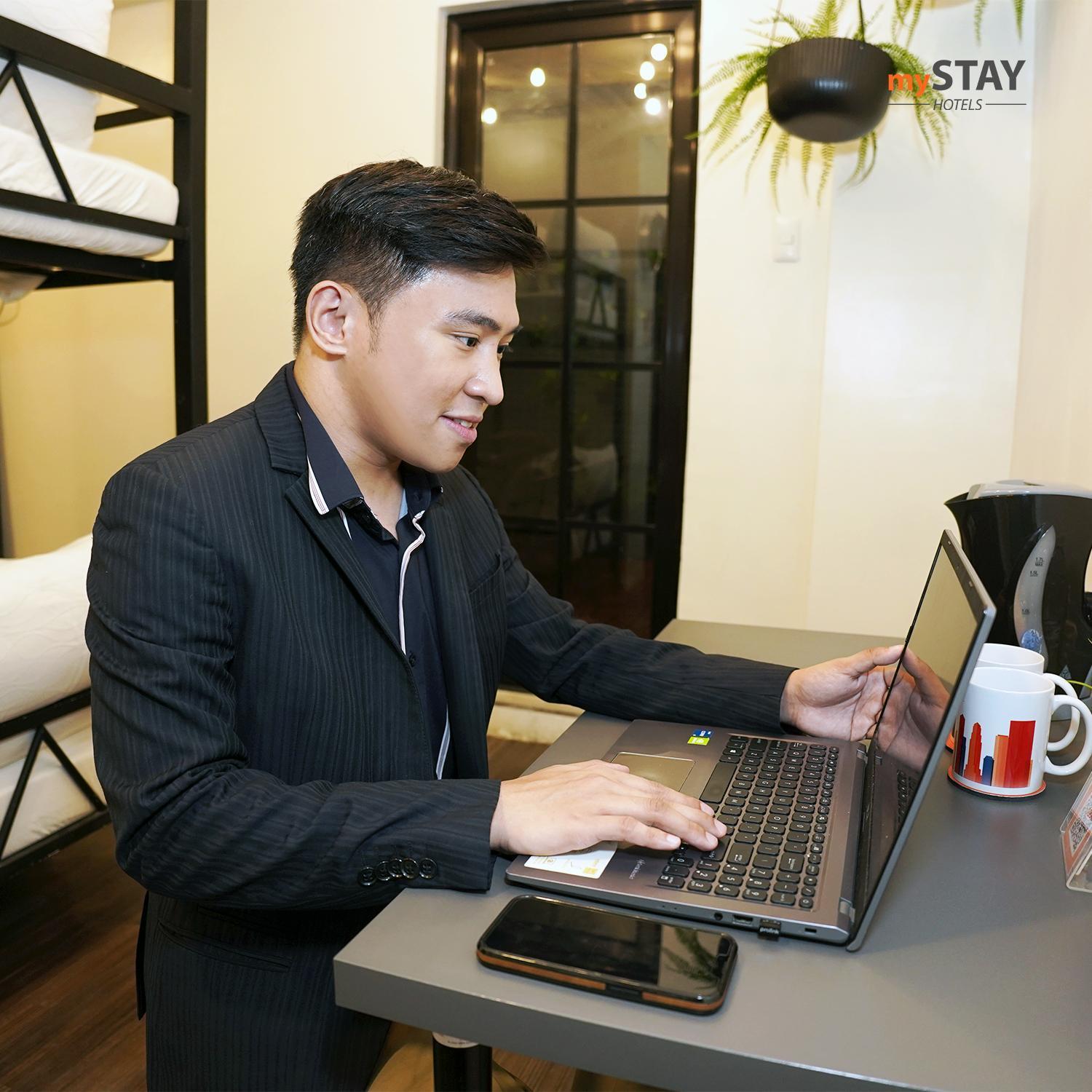 Mystay Hotel Bgc South Taguig Buitenkant foto